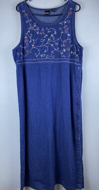 Erika Sz L Cotton Denim Embroidered Side Button Sleeveless Shift Dress